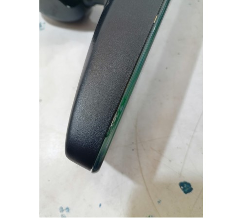 Зеркало заднего вида салонное