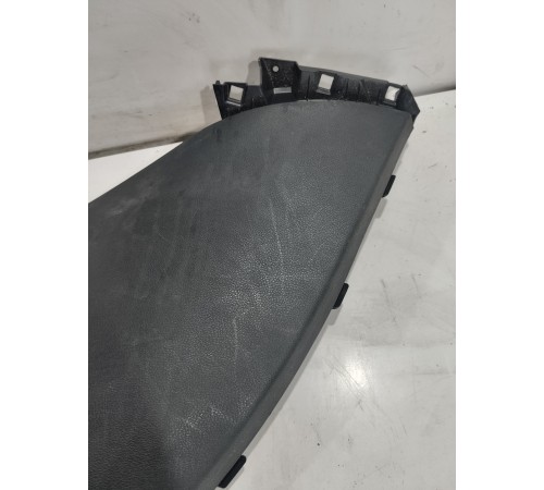 Обшивка стойки задняя правая