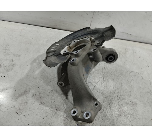 Кулак поворотный задний правый