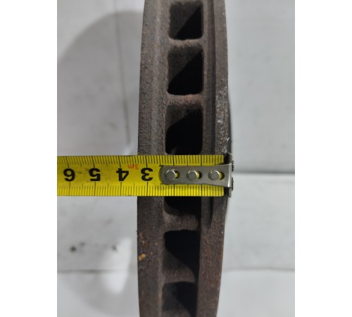 Тормозной диск передний левый