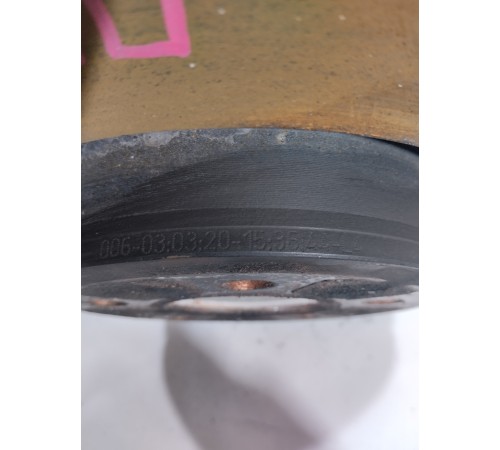 Тормозной диск передний левый