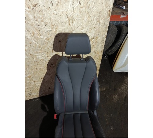 Сиденье переднее левое