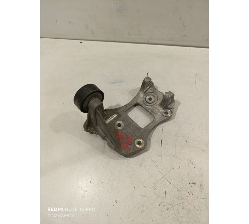 Кронштейн генератора