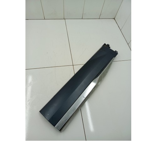 Накладка двери задняя правая