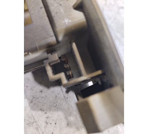 Плафон внутреннего освещения салона