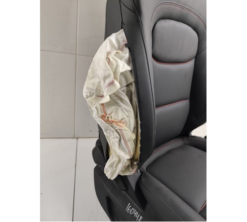 Сиденье переднее правое