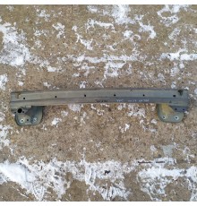 Усилитель заднего бампера