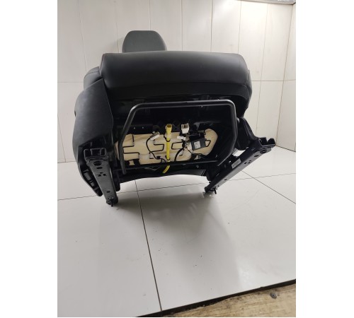 Сиденье переднее правое