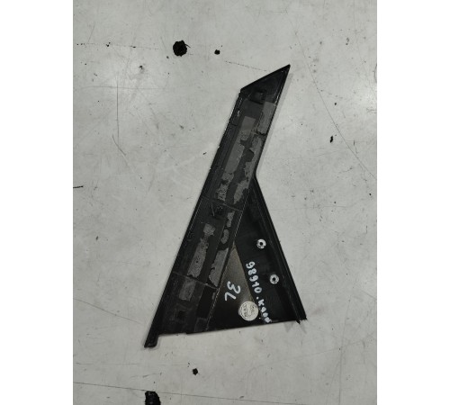 Накладка двери (задняя левая)