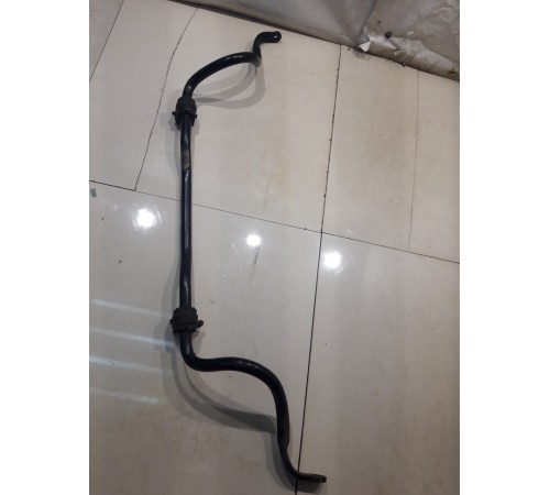 Стабилизатор передний