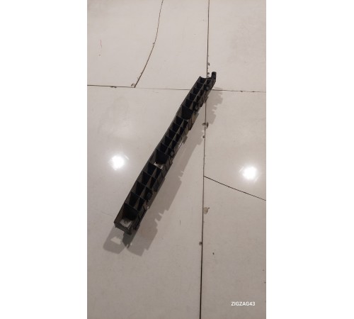 Кронштейн (крепление) заднего бампера левый