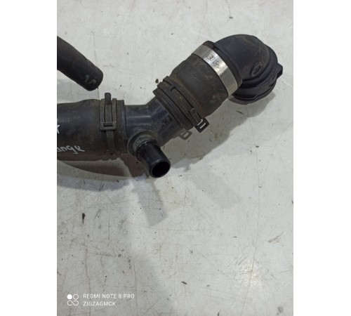 Патрубок системы охлаждения