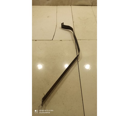 Кронштейн топливного бака