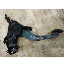 Педаль тормоза