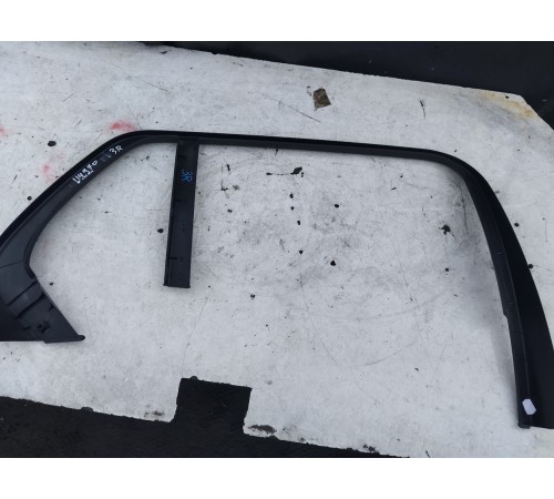 Накладка рамки окна задняя правая