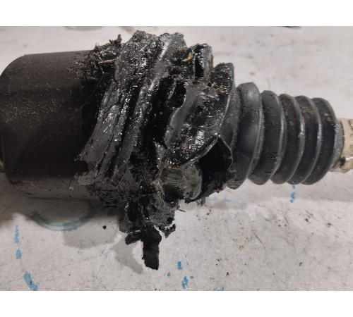 Привод полуось передний левый