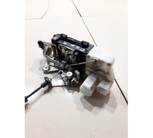 Замок двери (передний левый)