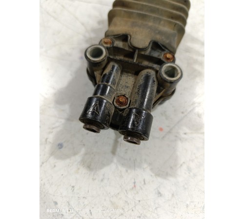 Кран уровня пола кабины задний