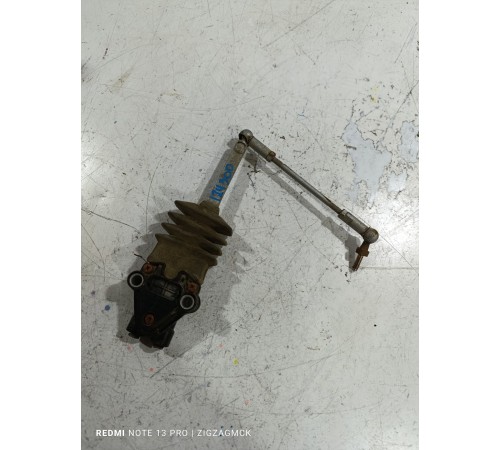 Кран уровня пола кабины задний