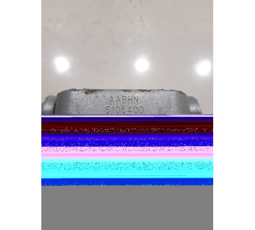 Петля двери(передняя правая нижняя)