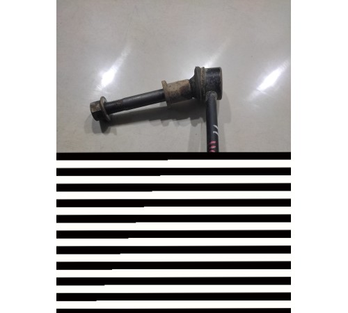 Стойка стабилизатора передняя правая