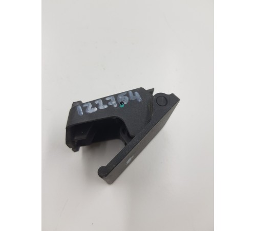 Ручка открывания капота