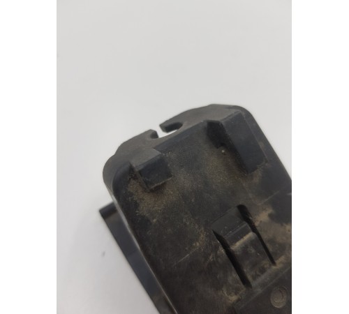 Ручка открывания капота