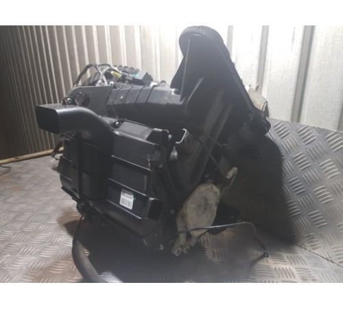 Корпус мотора печки