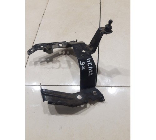 Кронштейн генератора верхний