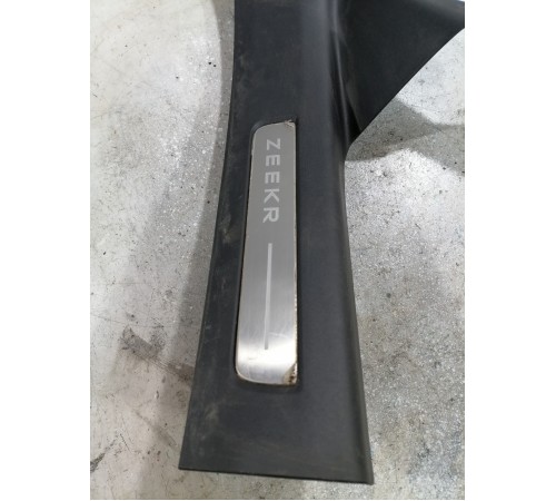 Накладка порога задняя правая