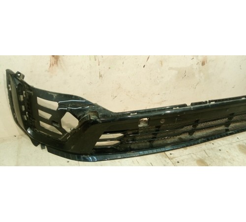 Нижняя накладка переднего бампера