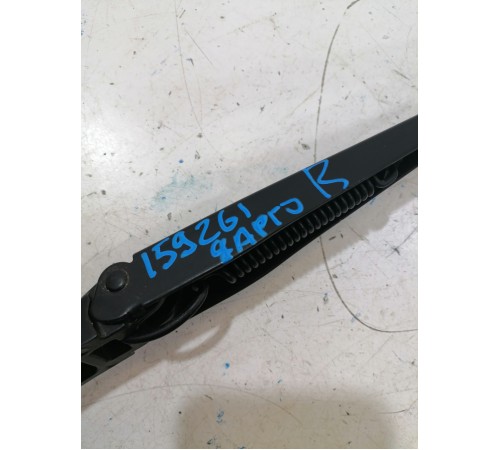 Поводок стеклоочистителя правый, пассажирский