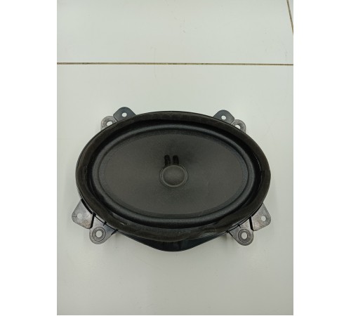 Динамик двери передний правый