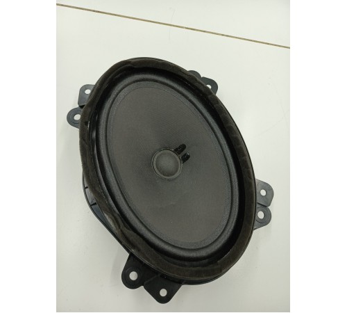 Динамик двери передний правый