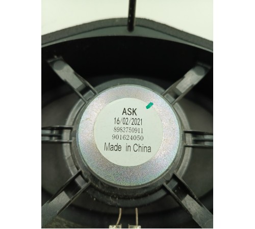 Динамик двери передний правый