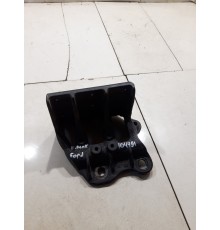 Кронштейн нижний задний усилитель переднего крыла