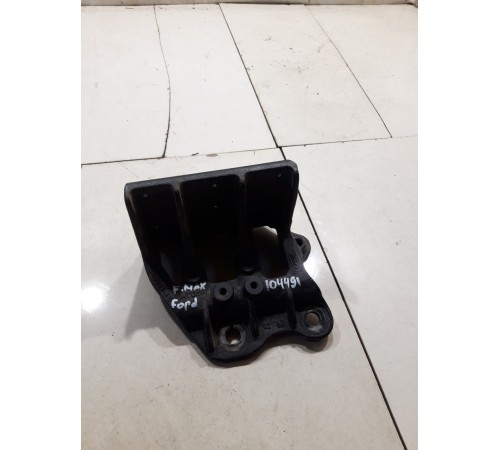 Кронштейн нижний задний усилитель переднего крыла