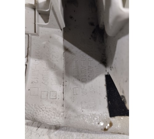 Обшивка стойки лобового стекла правая с динамиком