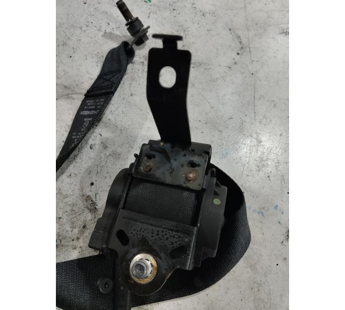 Ремень безопасности задний правый