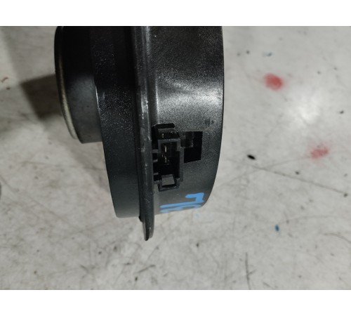 Динамик двери (задний левый)