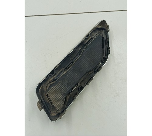 Накладка заглушка заднего бампера