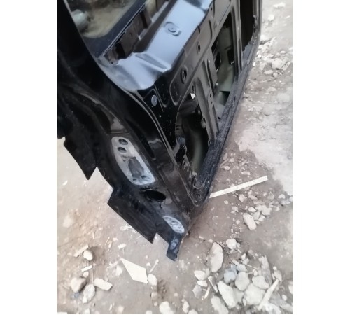 Дверь багажника со стеклом 