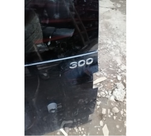 Дверь багажника со стеклом 