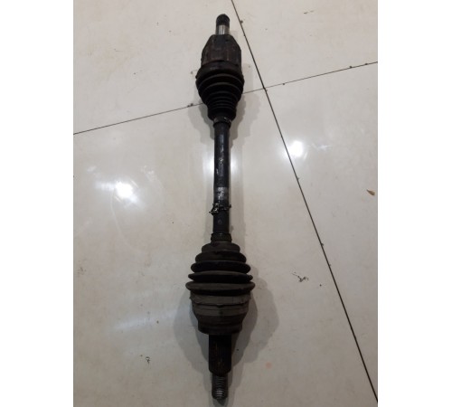 Полуось (привод) (передний, левый)