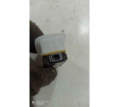 Плафон внутреннего освещения салона