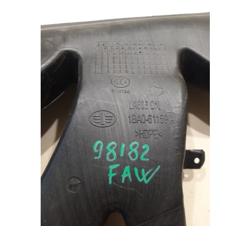 Воздуховод отопителя