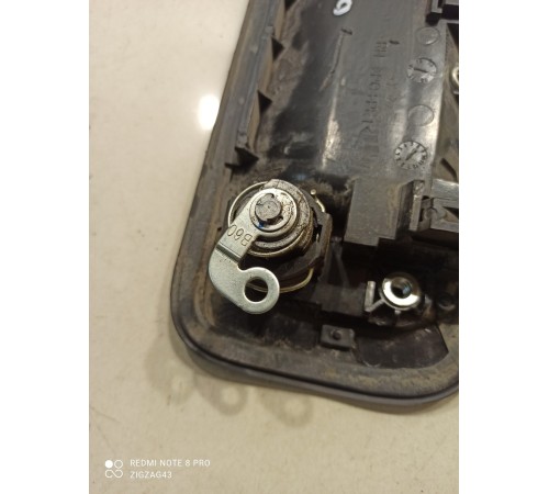 Ручка двери(передняя, правая, внешняя)