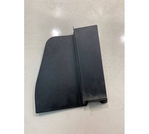 Накладка жабо (правая)