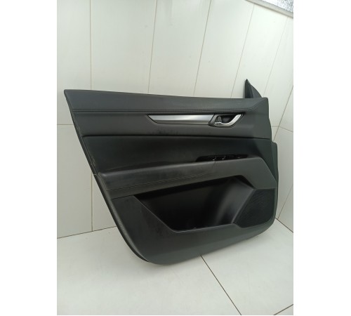 Обшивка двери передняя левая