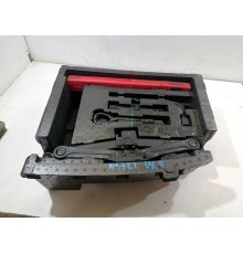 Органайзер багажника с домкратом